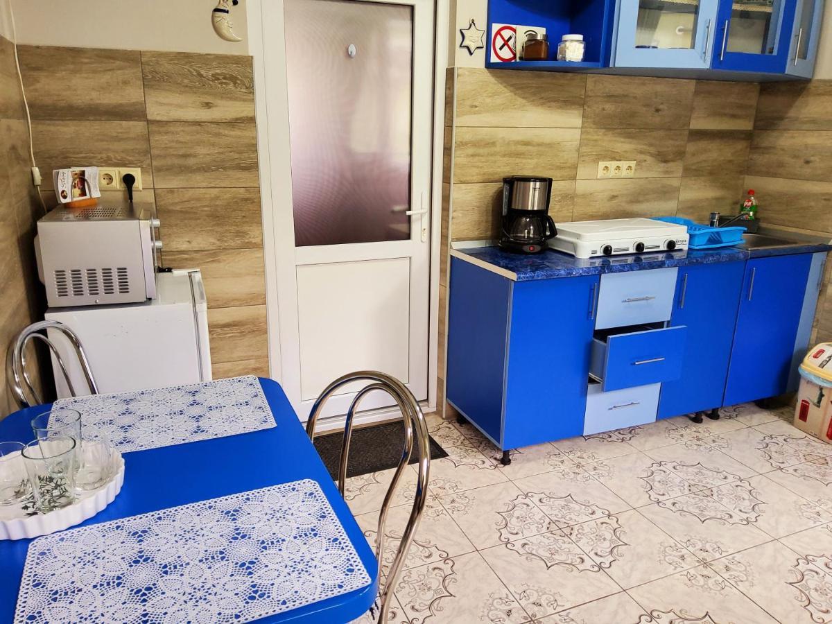 Hotel Sissy Vendeghaz Tîrgu Secuiesc Zewnętrze zdjęcie