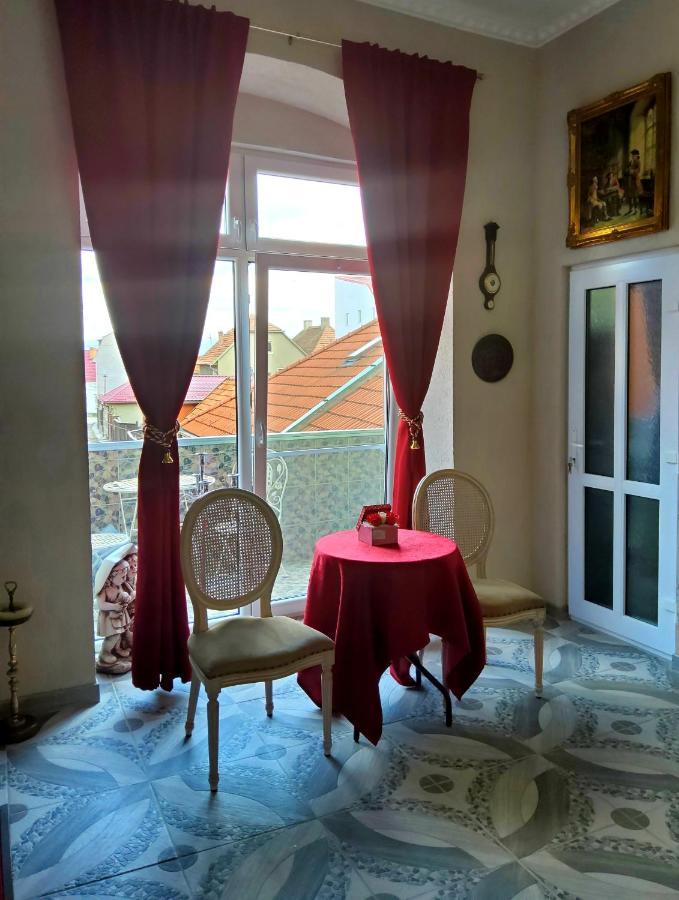 Hotel Sissy Vendeghaz Tîrgu Secuiesc Zewnętrze zdjęcie